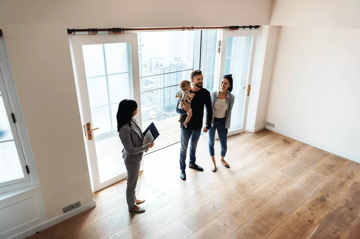 Παράδειγμα ταξιδιού πελάτη ακινήτων