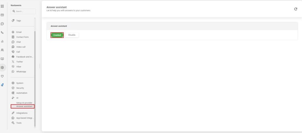 Εικόνα που δείχνει πώς να ενεργοποιήσετε τον βοηθό απαντήσεων στο LiveAgent